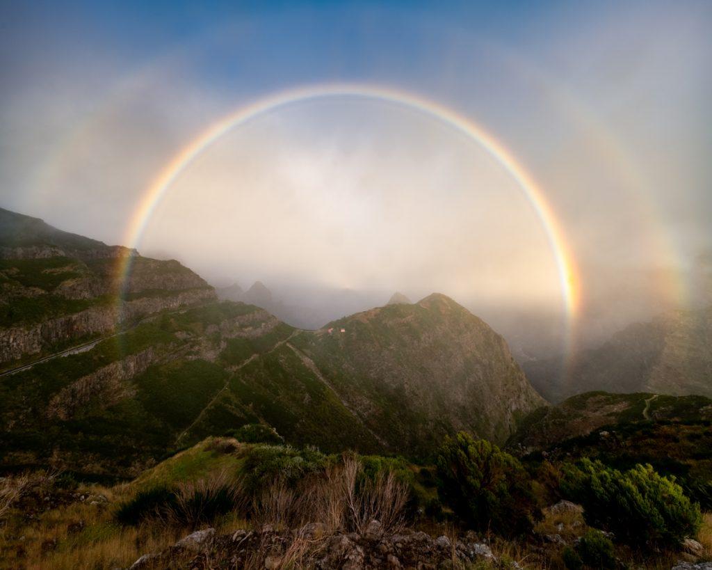 Regenboog op Madeira