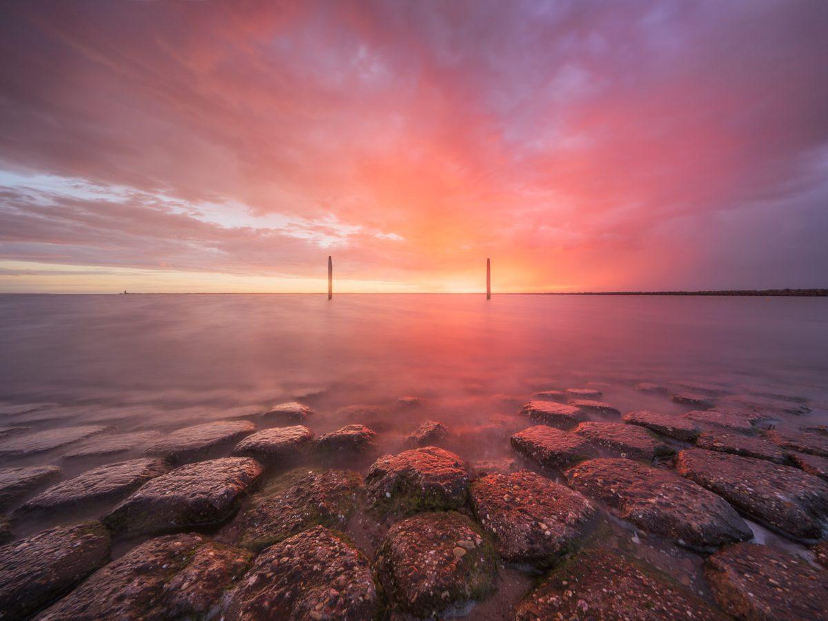 Zonsondergang strand - Ellen van den Doel