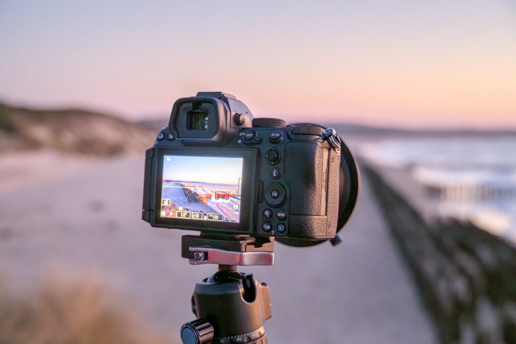 Camera - Ellen van den Doel